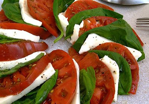 Базилік: корисні властивості, протипоказання, користь і шкода для чоловіків і жінок, лікувальні властивості сушеного базиліка