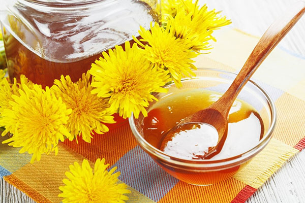 Цілюща захист від хвороб мед і варення з кульбаб