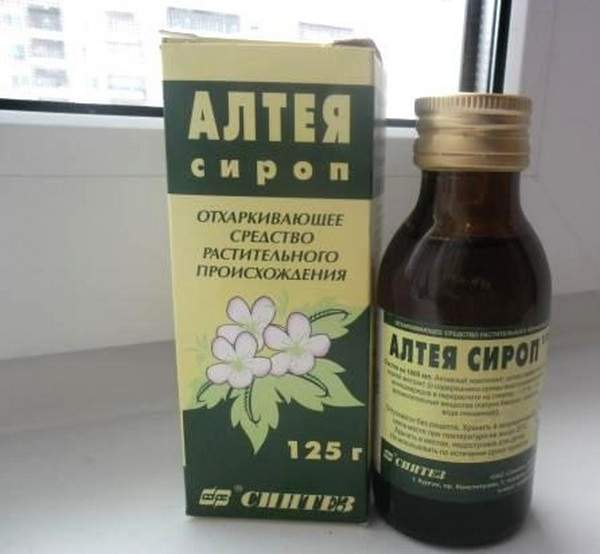 Чому болять груди при кашлі і що робити