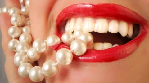 Народні засоби для зміцнення ясен і зубів — Зуби