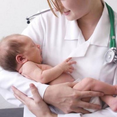 Поради батькам як лікувати червоне горло у немовляти Поради батькам як лікувати червоне горло у немовляти