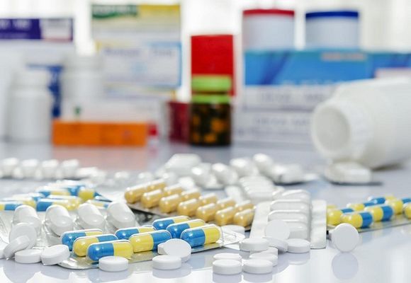 Причини і лікування закладеності носа без нежиті