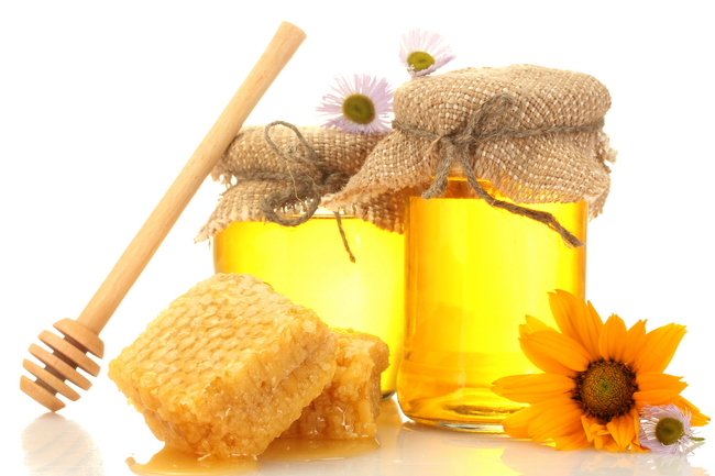 Продукти бджільництва та їх використання в народній медицині — Дачники Лайф
