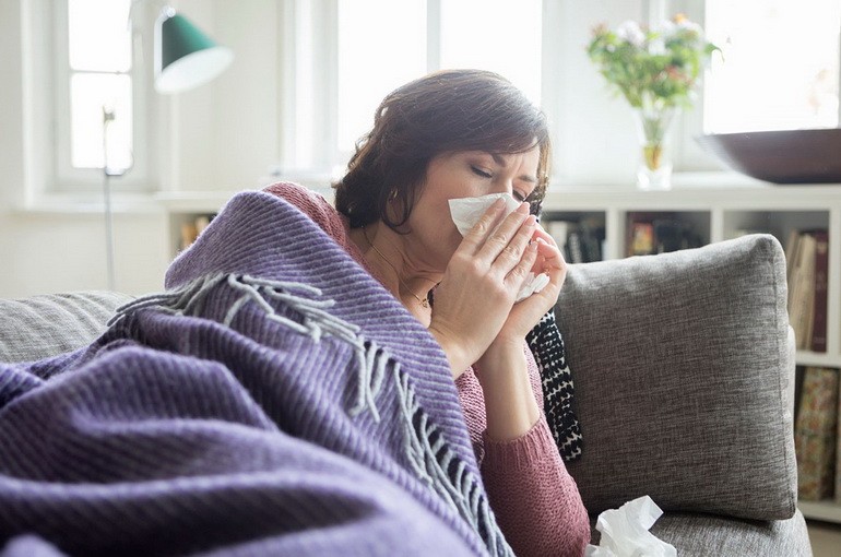 Швидкі та ефективні способи зняття симптомів застуди