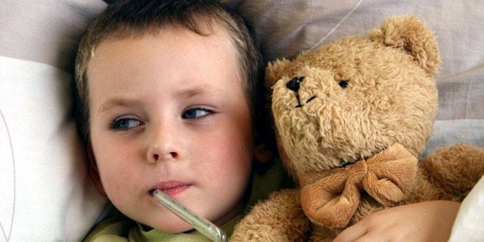 Симптоми і лікування гнійної ангіни у дітей в домашніх умовах