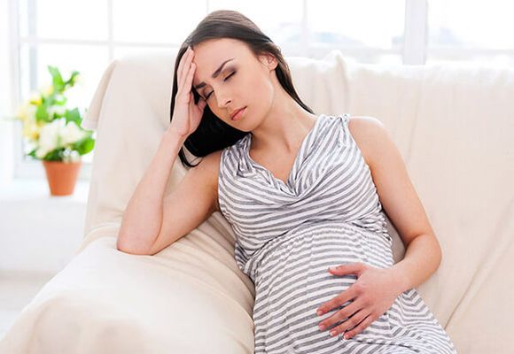 Симптоми та особливості терапії алергічного риніту при вагітності