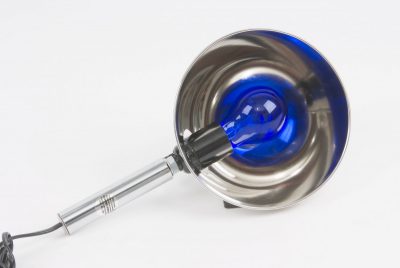 Синя лампа для прогрівання носа: як гріти при захворюваннях, застосування і ефективність