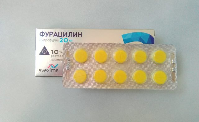 Способи промивання мигдалин