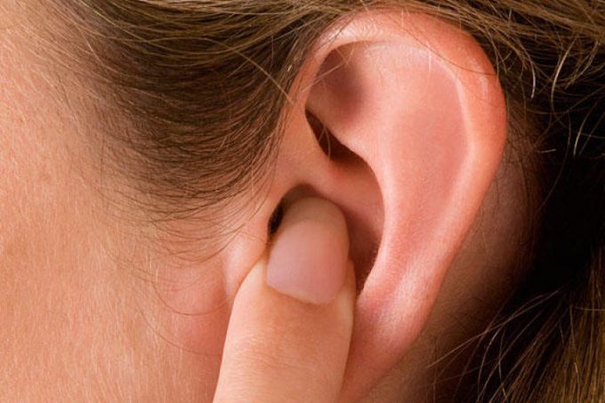 У вухах наче вода переливається. Що робити коли у вухах хлюпає? Гнійний отит: як виявляється, симптоми