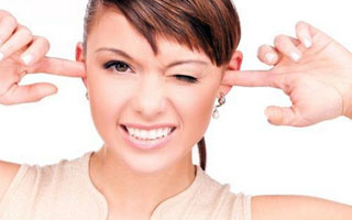 Ускладнення на вуха після лікування застуди. Причини ускладнення у вухах після застуди і способи лікування. Ускладнення на вуха після грипу або застуди
