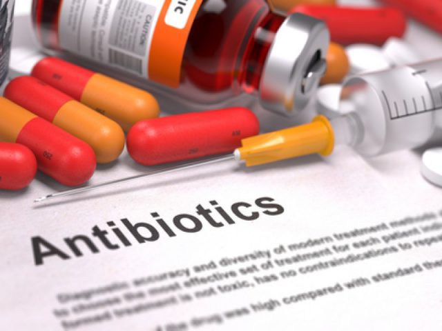 Які антибіотики приймати при фарингіті