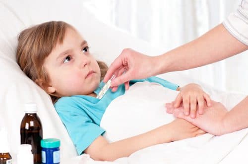 Які антибіотики призначають при застуді для дітей