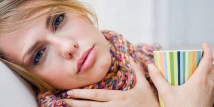 Як і чим лікувати ангіну у дорослого: ліки, інгаляції, полоскання