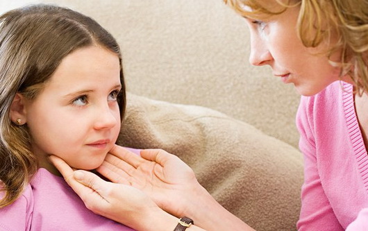 Як розпізнати симптоми пневмонії у дітей з температурою