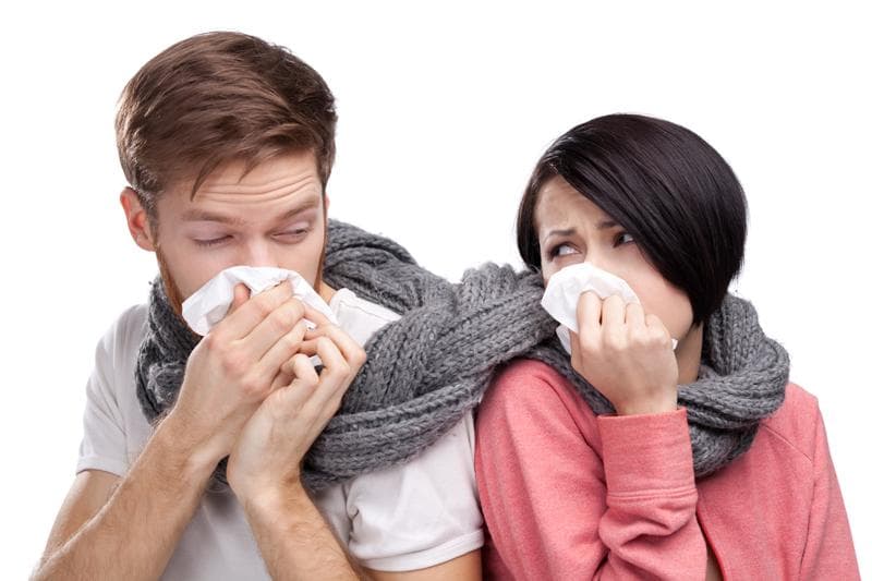 Як відрізнити застуду від вірусу (ГРВІ) у дорослого і дитини: відмінності перебігу та лікування