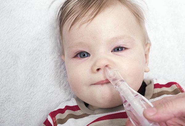 Як зробити складні краплі для носа дитині